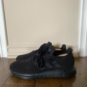 Brand New Adidas Swift Runs